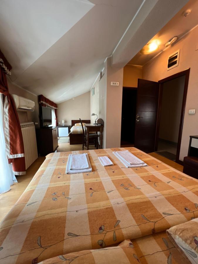 Hotel Royal Bijelo Polje Exterior photo